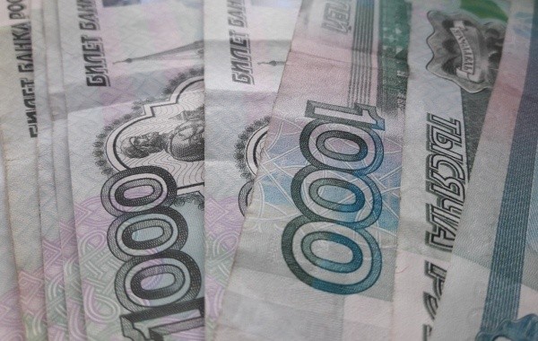 Родителям школьников вскоре выплатят по 10000 рублей Родителям школьников вскоре выплатят по 10000 рублей