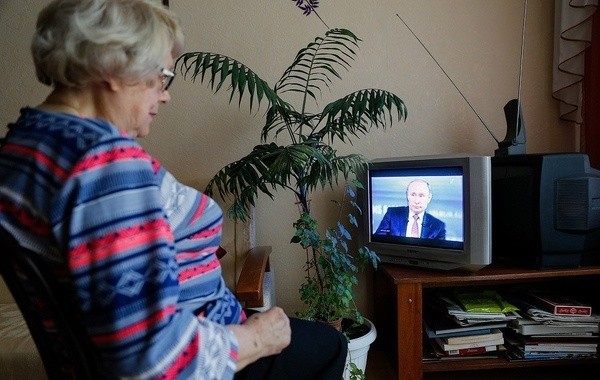 Российским пенсионерам могут выплатить по 15 тысяч рублей в декабре Российским пенсионерам могут выплатить по 15 тысяч рублей в декабре